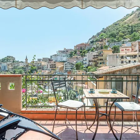 Apartment Romantic Retreat In Taormina